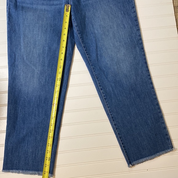 Loft Boyfriend Curvy Mid Rise Size 8 NWT - Picture 3 of 6